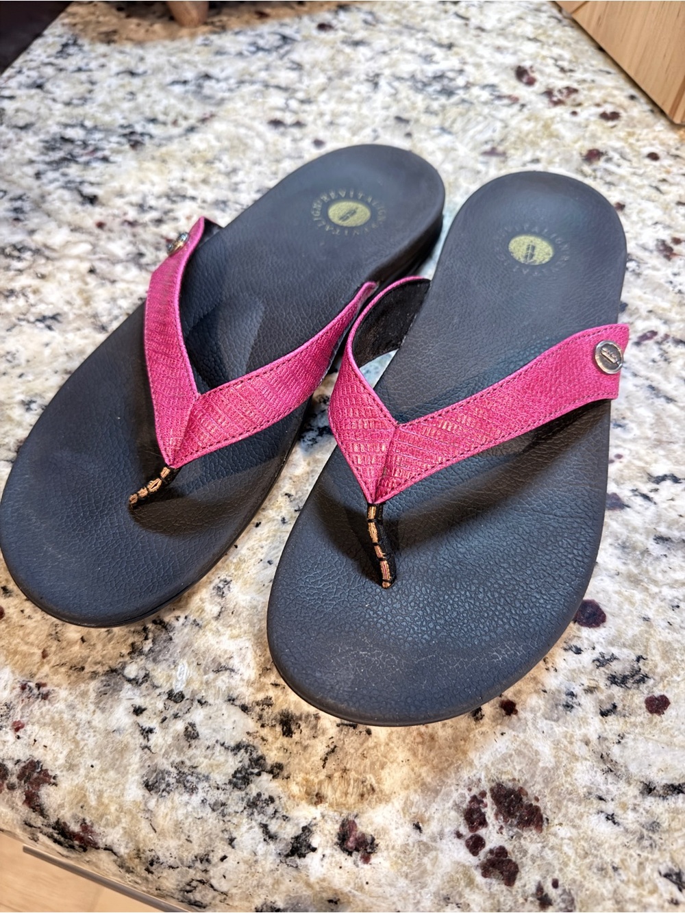 REVITALIGN Pink Women’s Sandals